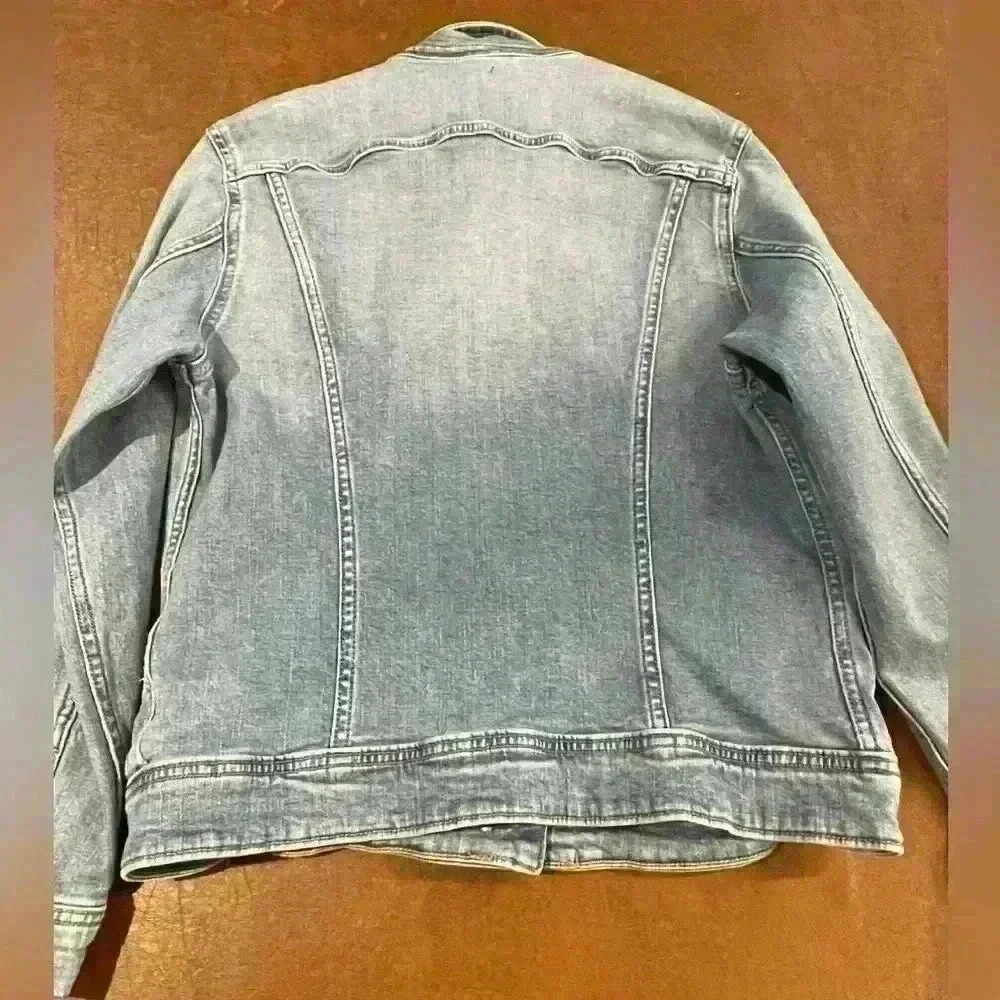 5 for 30$ Lee women’s jean jacket size M - Picture 6 of 10